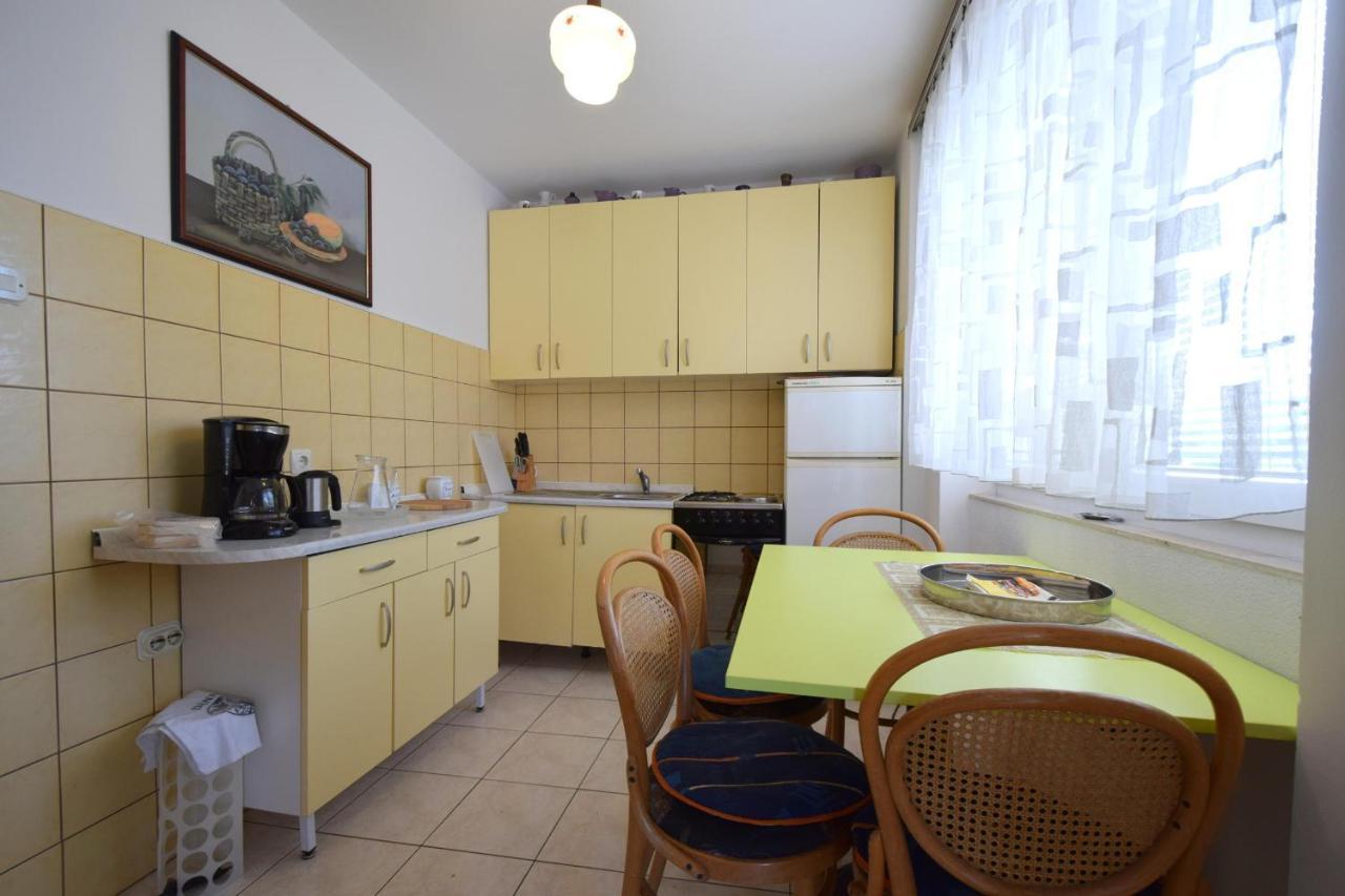 Apartment Angela Малинська Екстер'єр фото